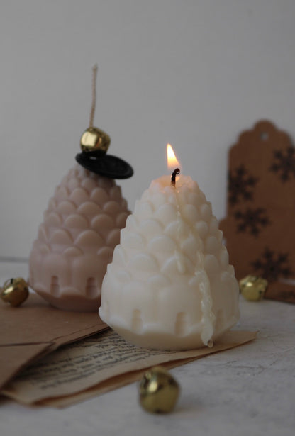 Pine cone candle