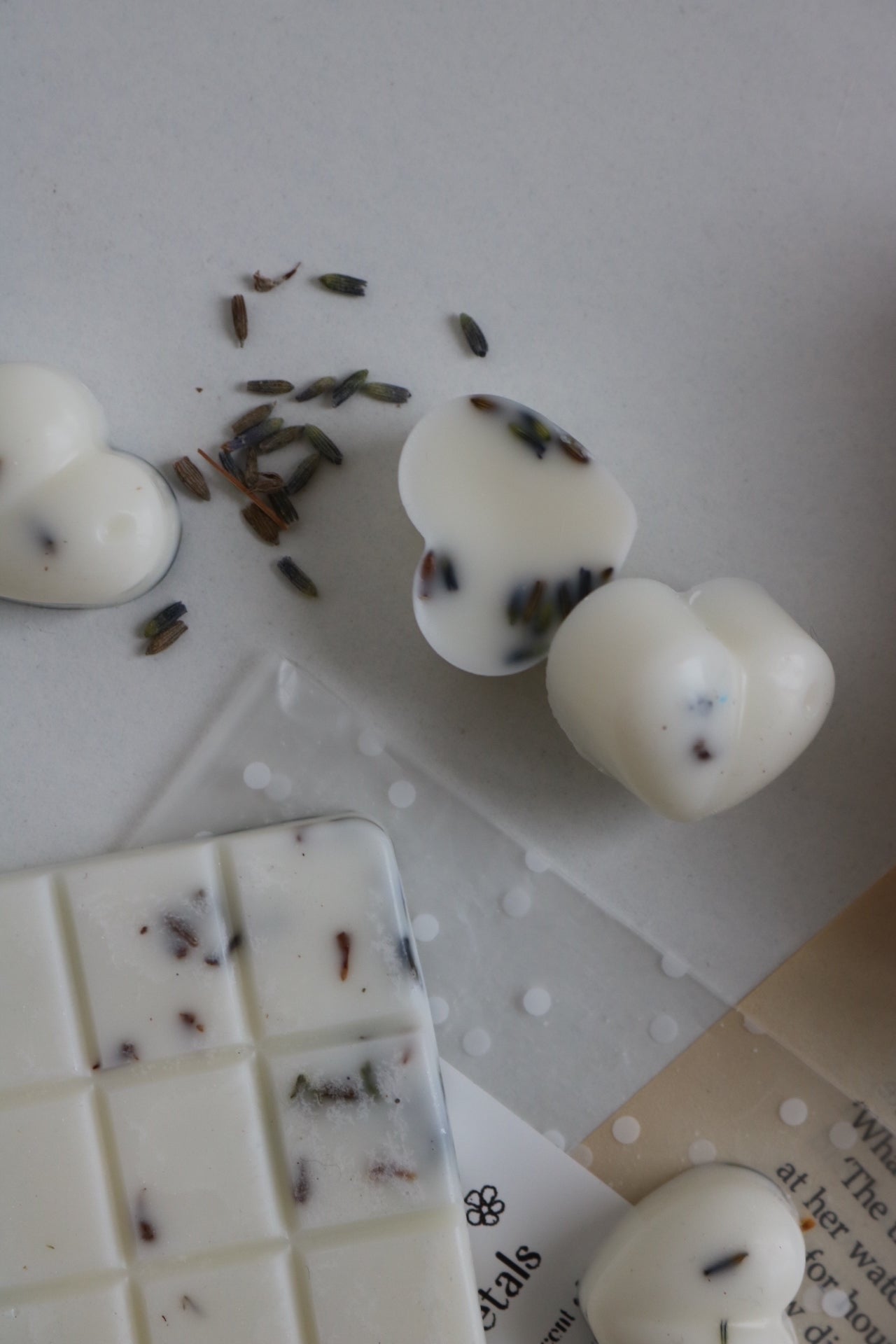 Botanical heart wax melts