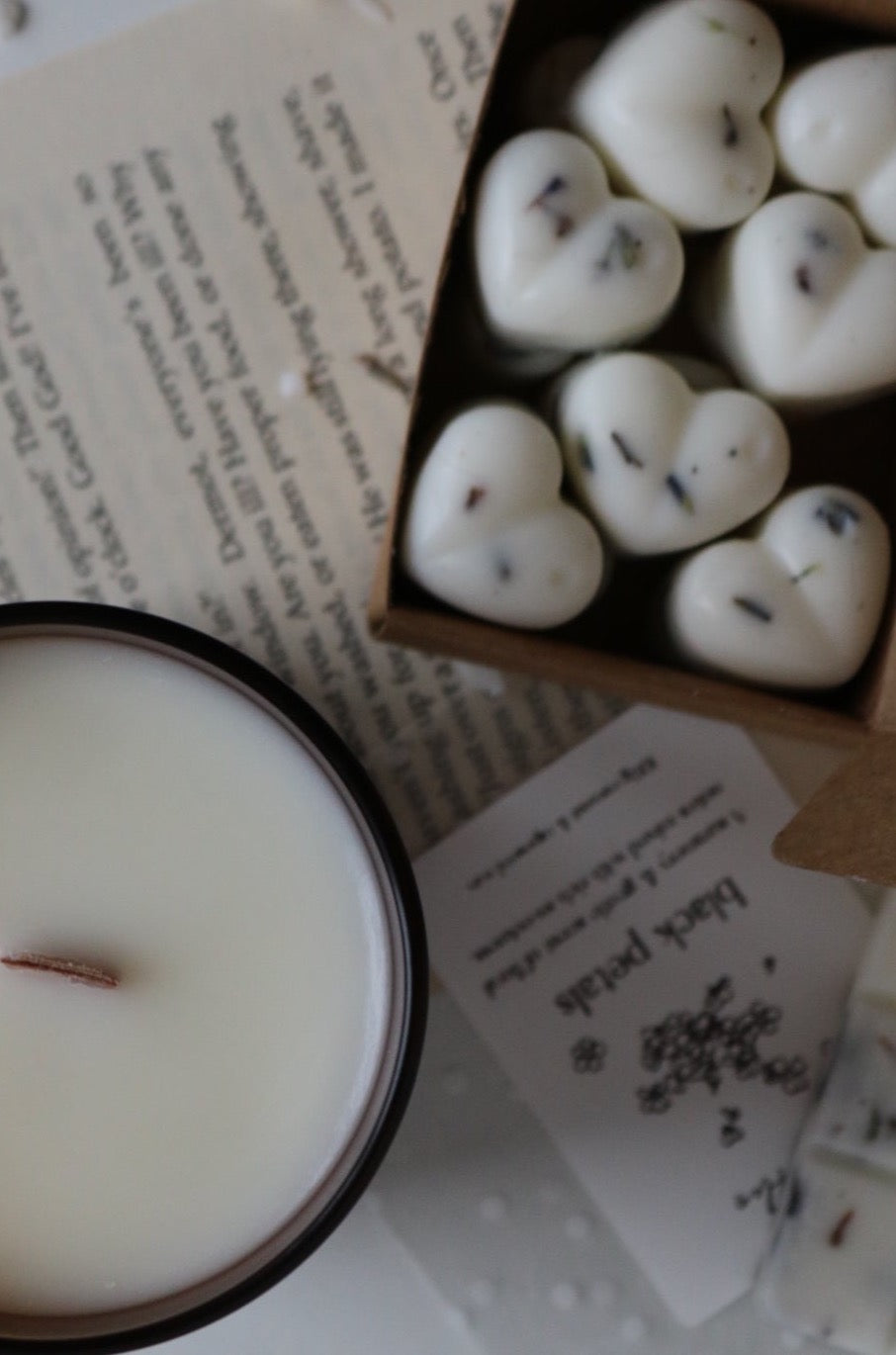 Botanical heart wax melts